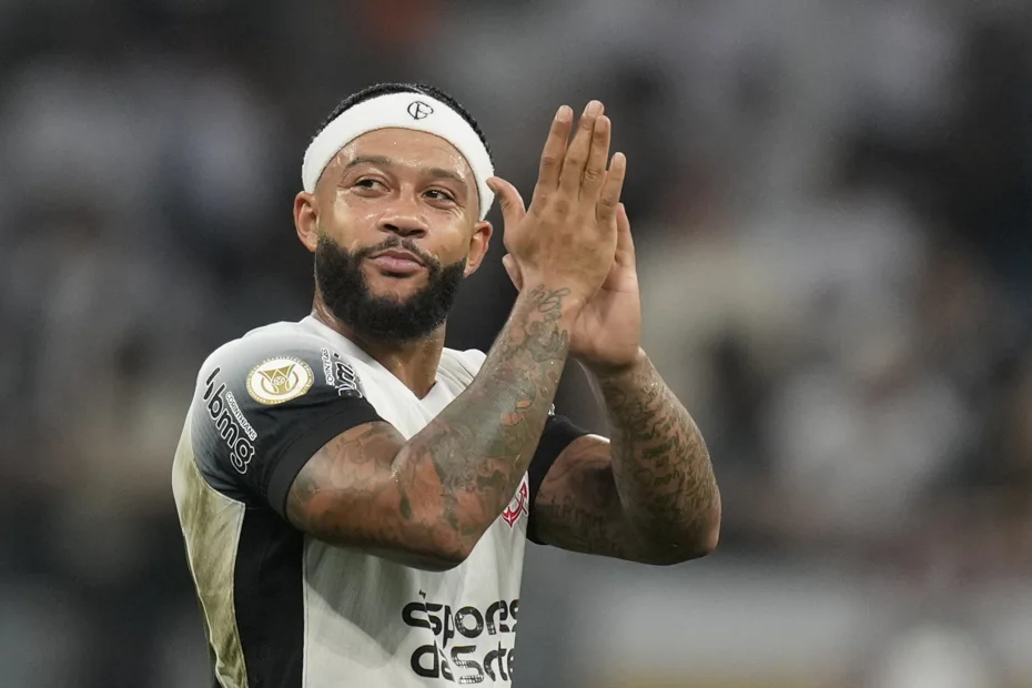 Beşiktaş'ın gündemindeki Memphis Depay'dan flaş hamle: Kulüpten ilk açıklama geldi | NTVSpor
