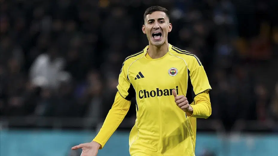 Fenerbahçe'de Mert Müldür gelişmesi