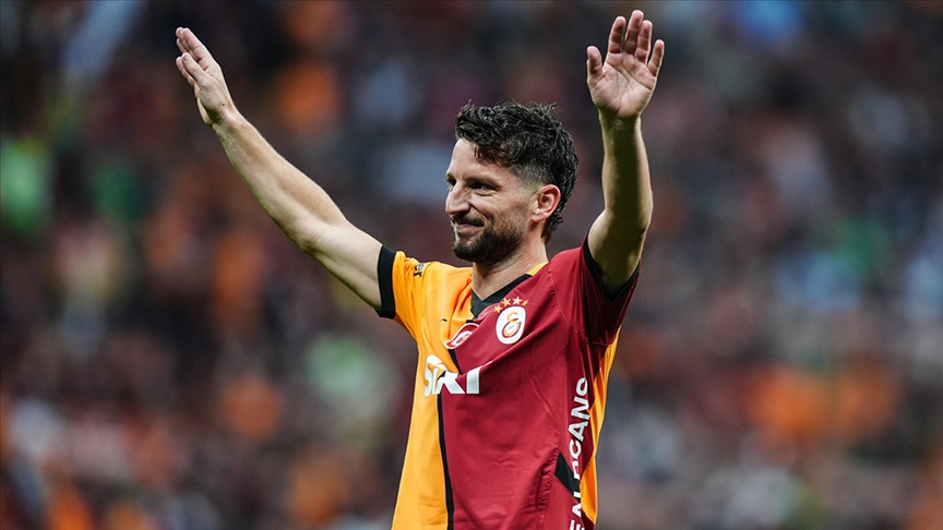 Galatasaray aradı taradı yeni Mertens'ini buldu! Meğer transfere dünden razıymış