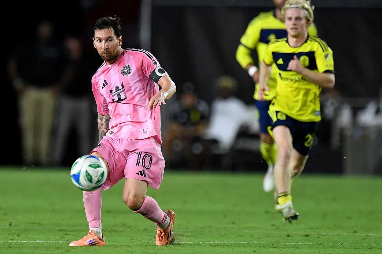 Messi Rasmlar Lionel Messi'den tarihi rekor: Dünyada bunu başaran ilk futbolcu oldu ...