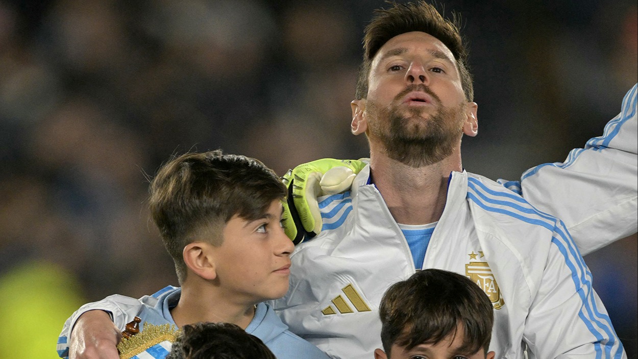 Messi Ağlamadı (Dedi), Ama 2026 Dünya Kupası Kararıyla Hepimizi Ağlattı (Yine!)