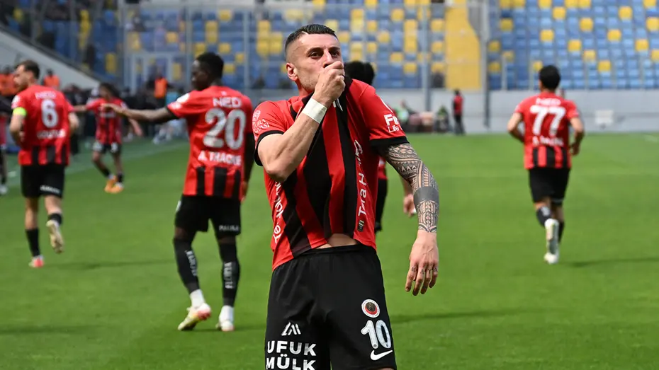 Gençlerbirliği kazandı, Süper Lig'de küme düşme hattı allak bullak oldu! - 4