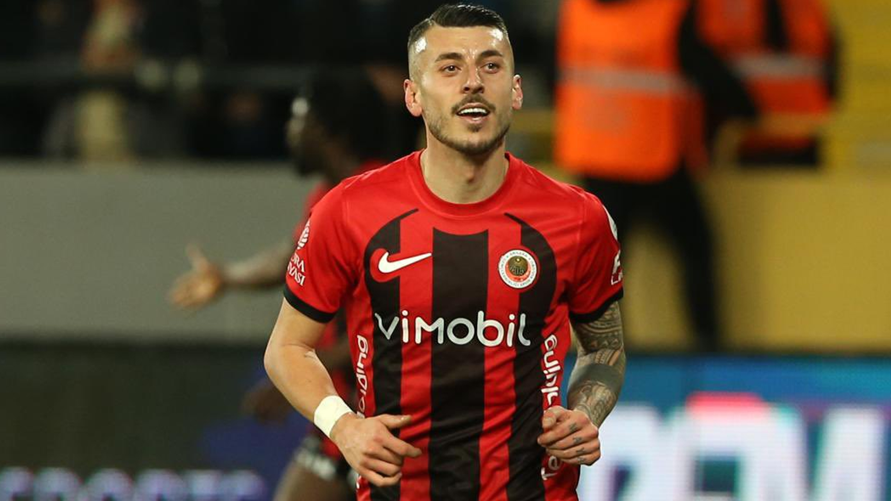 Trabzonspor, yerli havuzunu güçlendiriyor: Anlaşma sağlandı