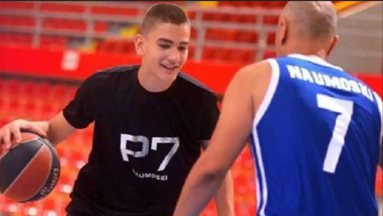 Karşıyaka, Mike Naumoski'yi transfer etti