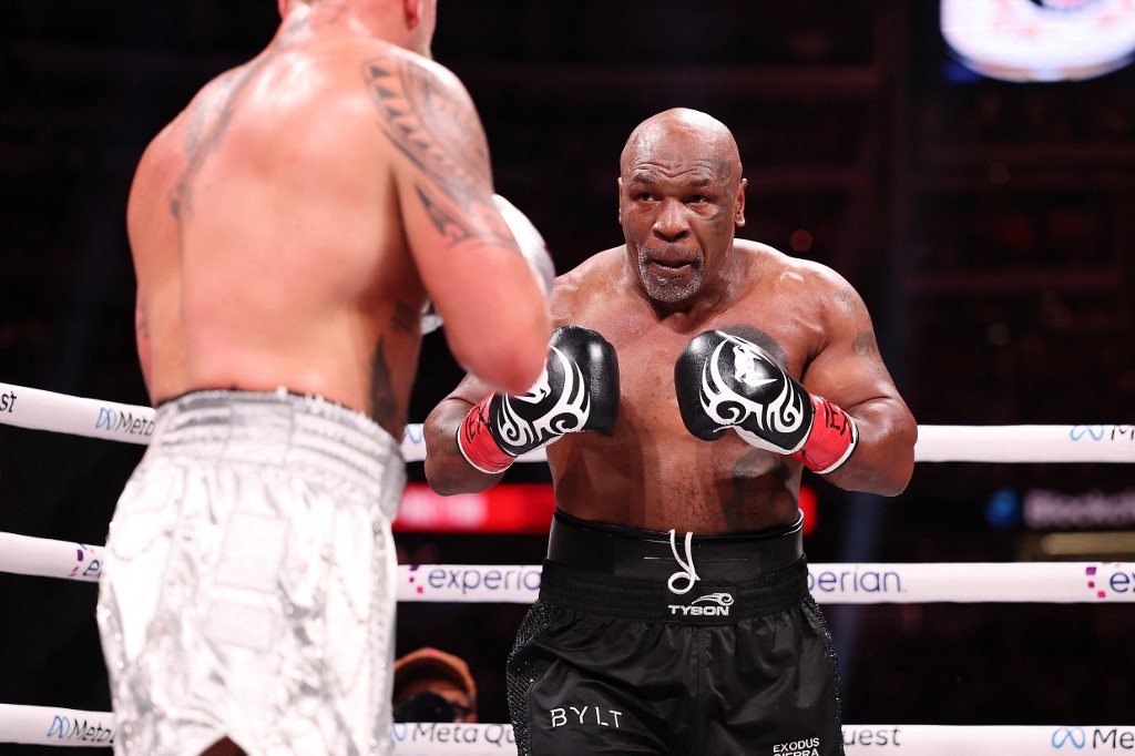 Mike Tyson geri dönüyor, tarihi maç duyuruldu