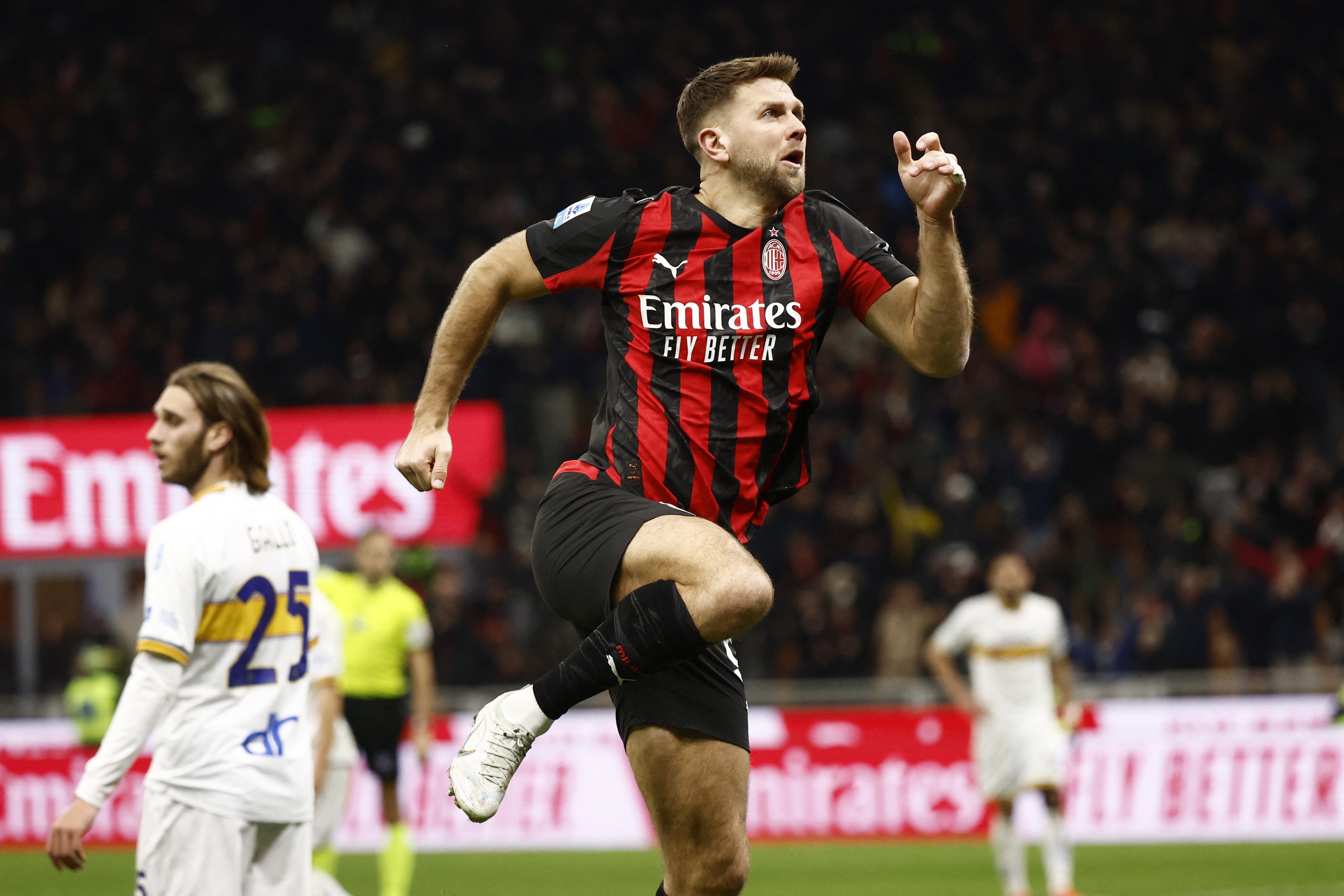 Milan yeni golcüsüyle güldü