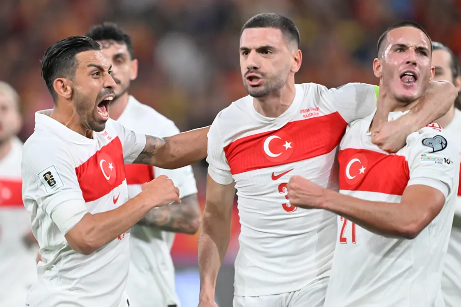 FIFA Dünya Sıralaması yenilendi: Milli Takım'ın yükselişi sürüyor - 3