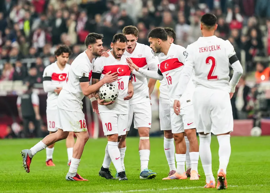 Nihat Kahveci'den Milli Takım için uyarı: "İşimiz zor" - 2 Nihat Kahveci'den Milli Takım için uyarı: "İşimiz zor" - 2