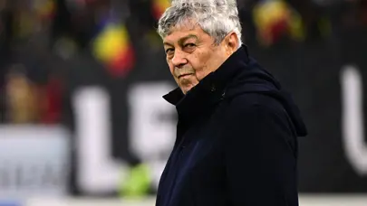 A Milli Takım'ın rakibi Romanya'da teknik direktör krizi! Lucescu için kritik 48 saat A Milli Takım'ın rakibi Romanya'da teknik direktör krizi! Lucescu için kritik 48 saat