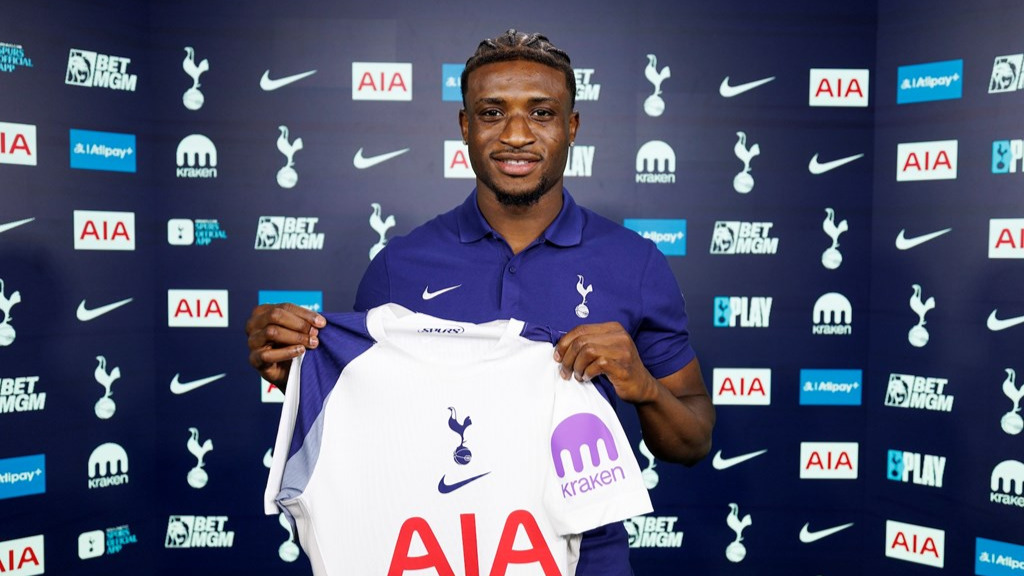 Tottenham yeni yıldızını tanıttı: "Star boy"