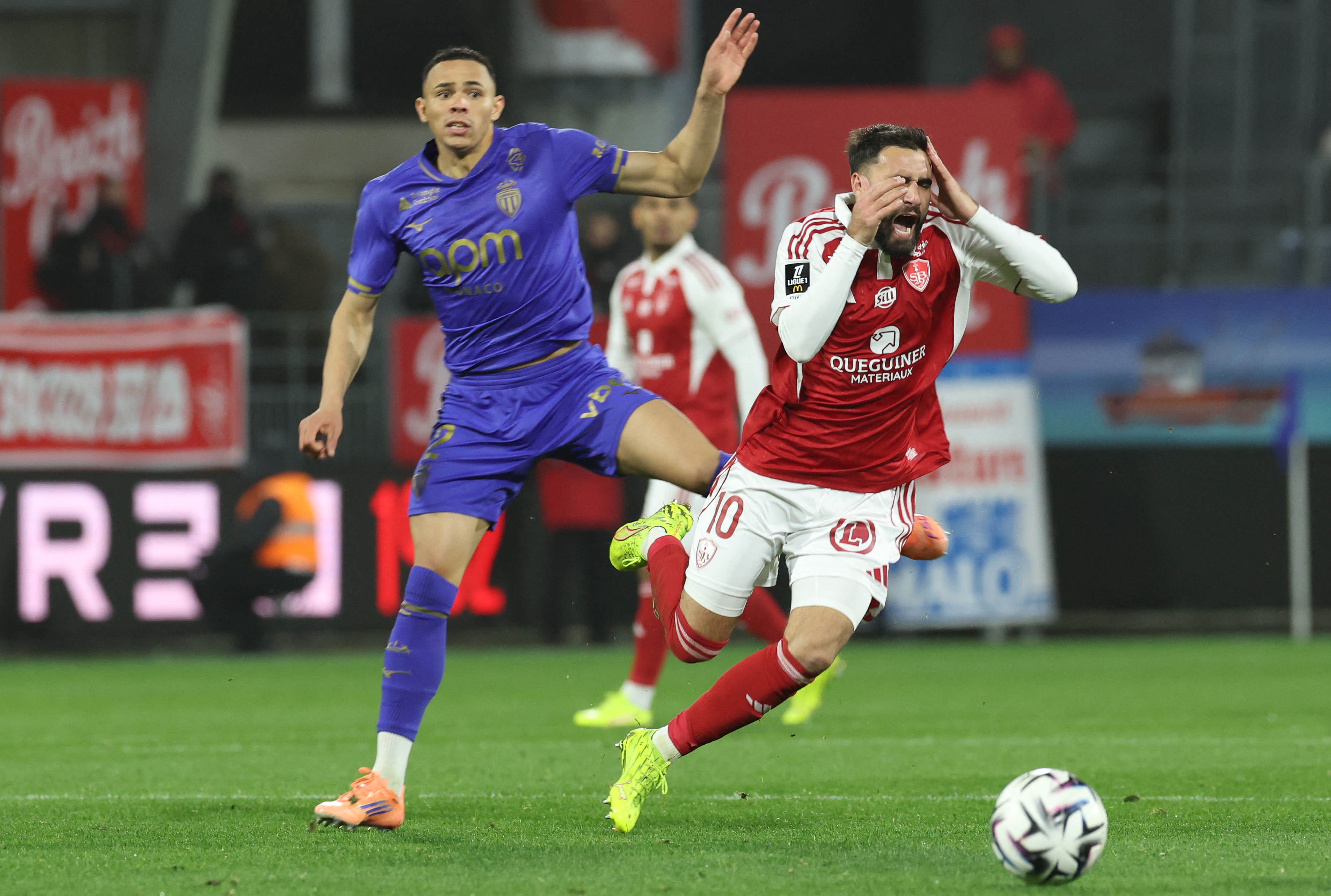 Galatasaray'ın rakibi Monaco, Ligue 1'de kaybetti