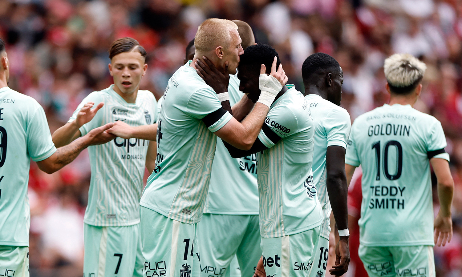 Sezon öncesi Liverpool'a Anfield'da Monaco şoku