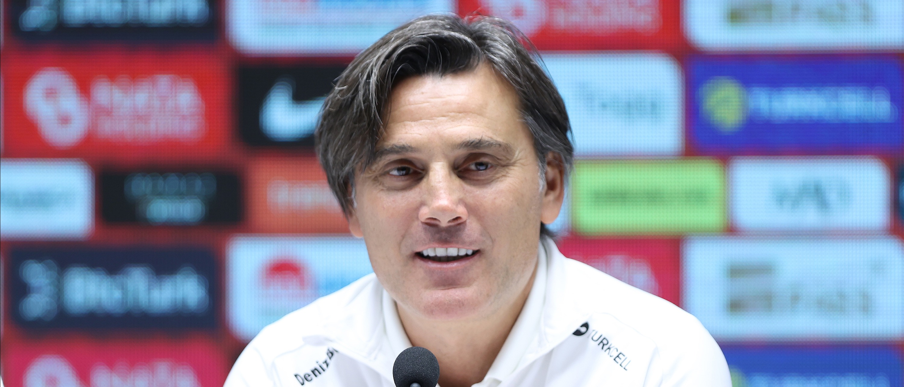 Montella'dan Hakan ve Kenan'a Jüri Özel Ödülü: 'Biri Sıradan Değil, Diğeri Ergen Değil Artık Abi!'