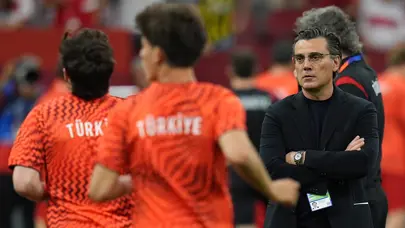 Montella idman sırasında 2 futbolcuyla özel görüştü Montella idman sırasında 2 futbolcuyla özel görüştü