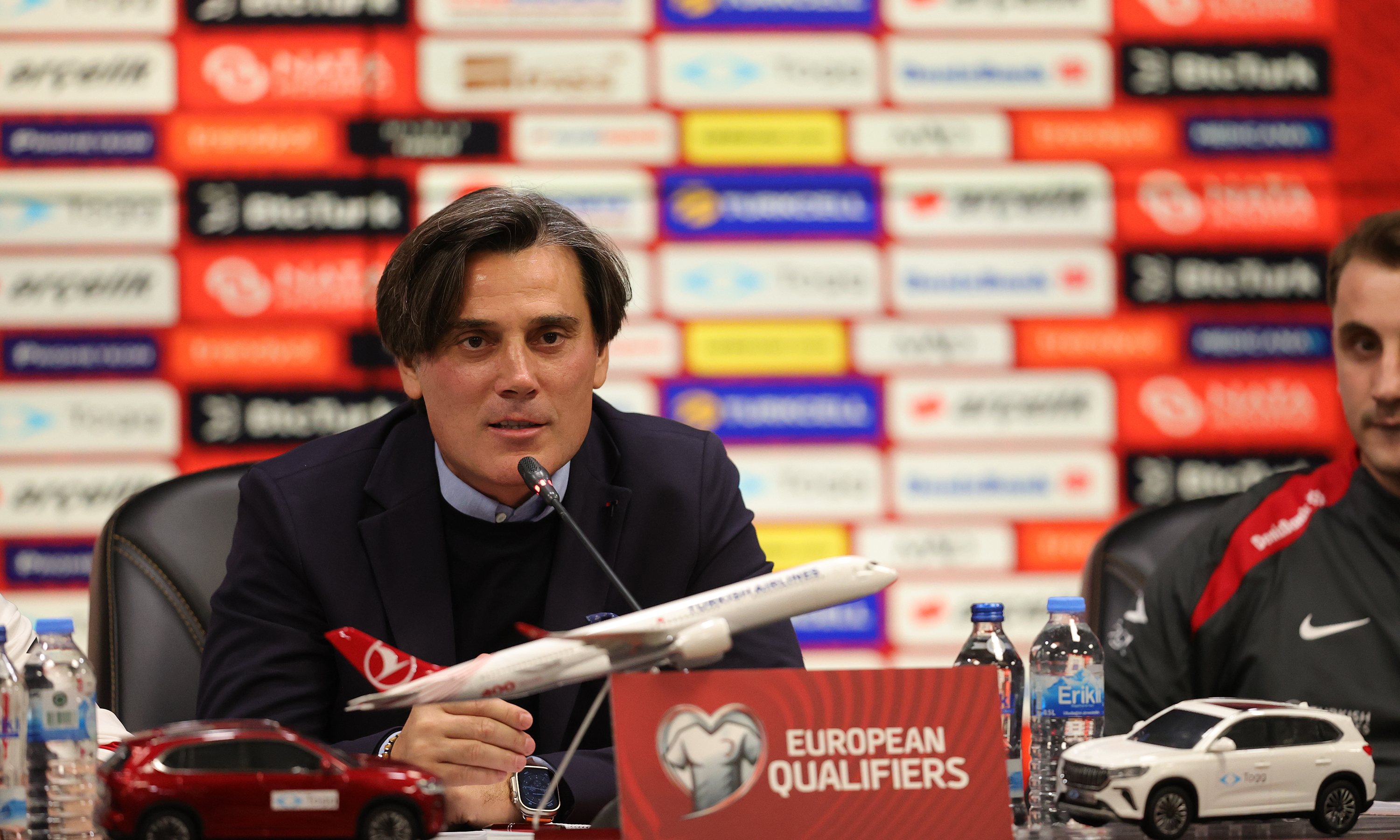 Montella'dan Berke'ye: 'Milli Takım Kampı Bu, Sirk Değil Evlat!'