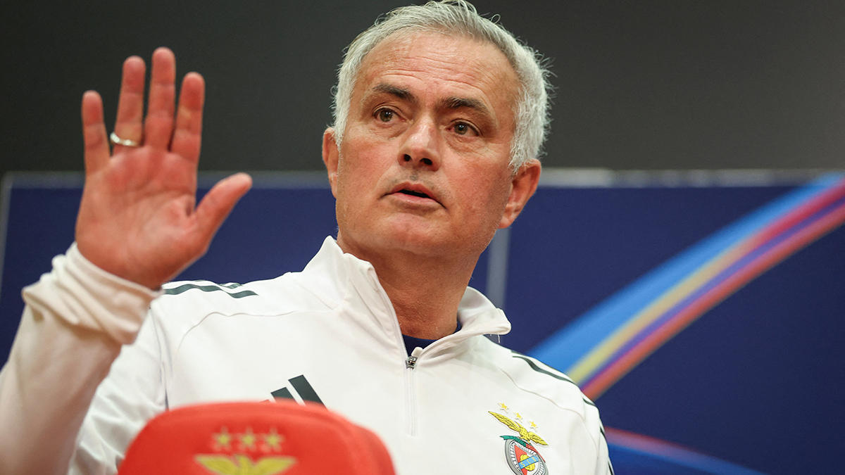 Mourinho gittiği gibi Benfica yeni hocayı açıkladı, 11 yıl sonra geri döndü