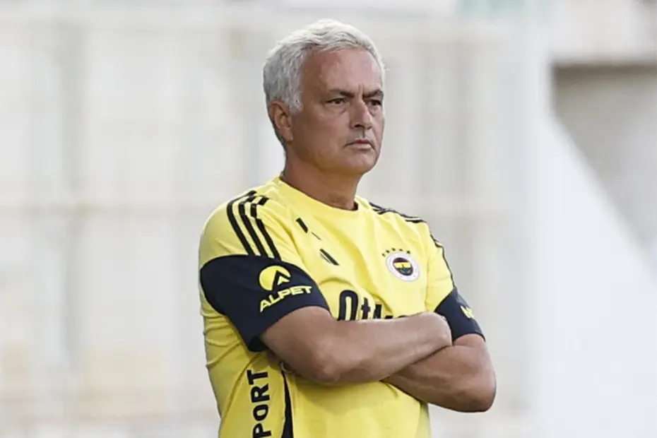 FLAŞ! Jose Mourinho'dan Benfica maçı öncesi Kerem Aktürkoğlu açıklaması: "Böyle bir ihtimal var" - 2