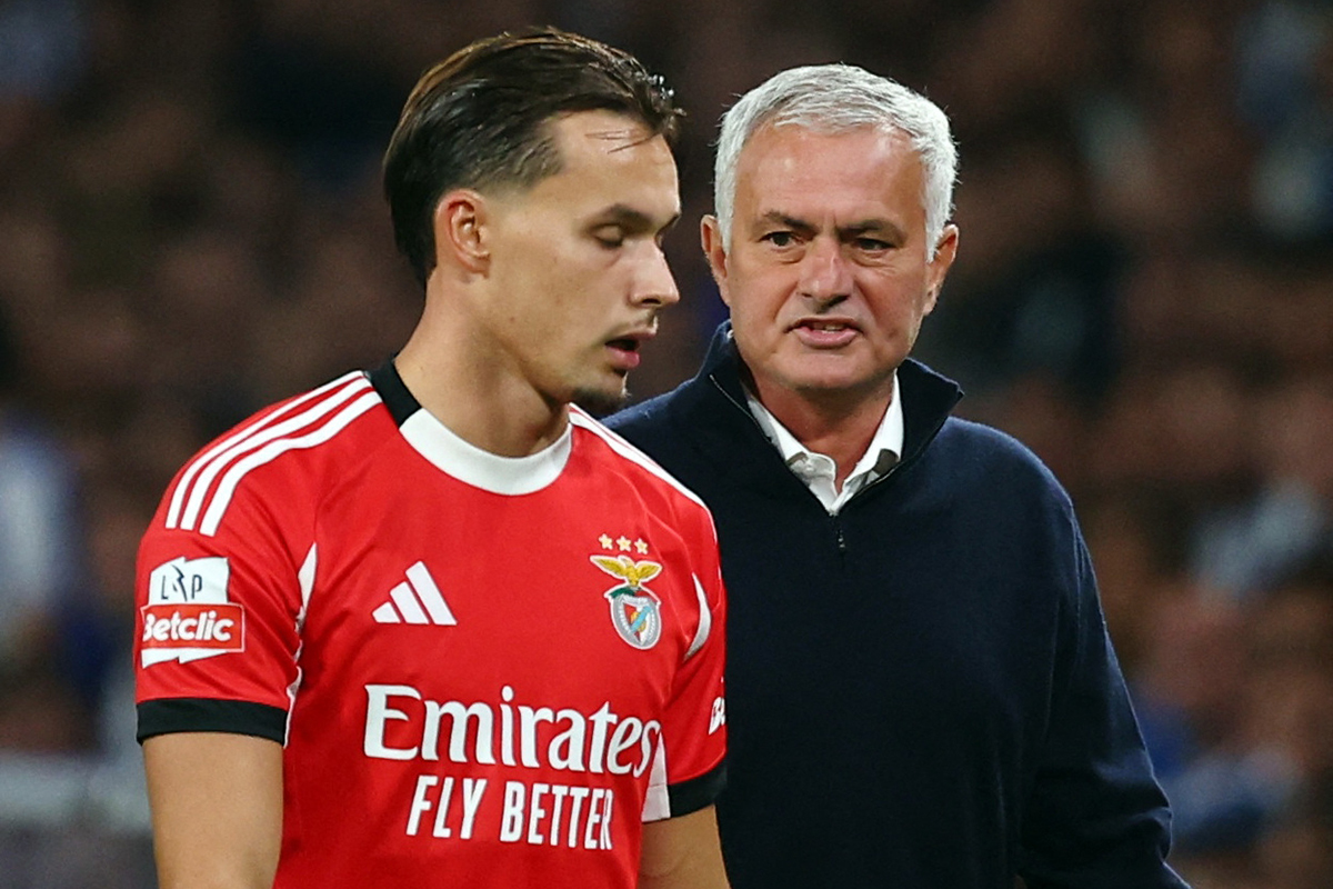 Dragao'da 'Atamayanlar Kulübü' Toplandı: Mourinho'dan Farioli'ye 'Gol Orucu' İkramı!