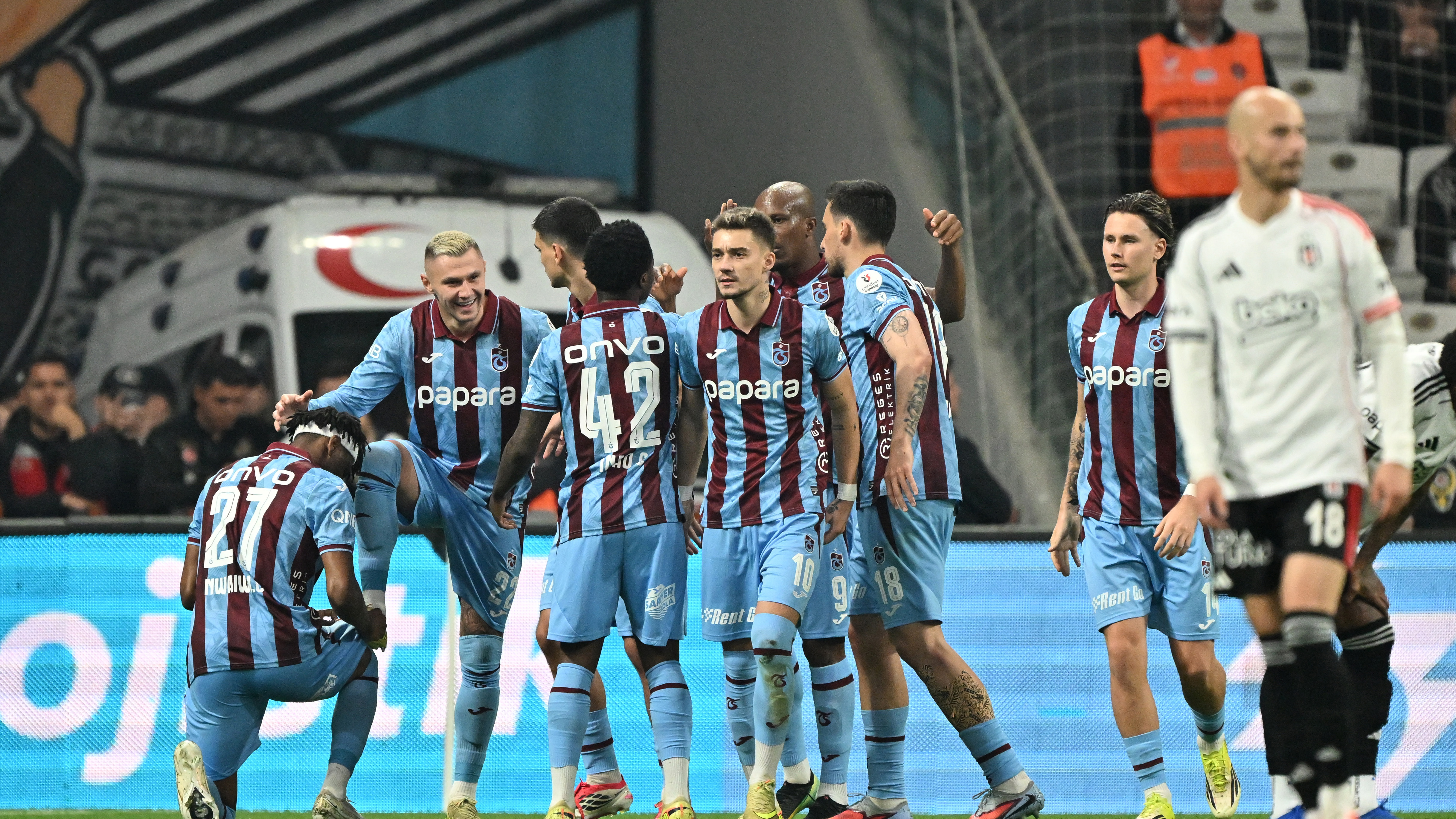 Protestoların damga vurduğu maçta kazanan Trabzonspor