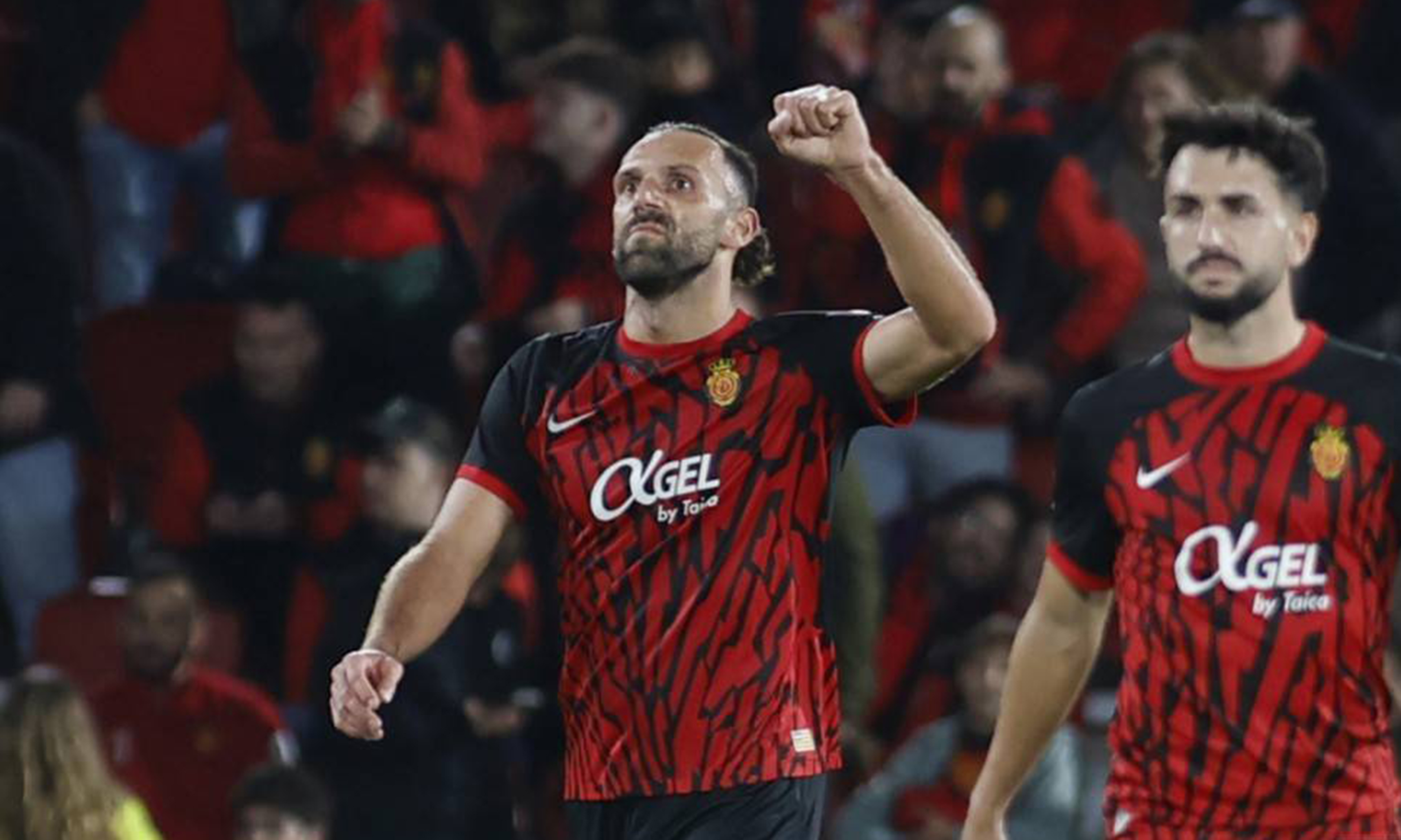 Bir anda listeye alınan Muriqi'ten Fenerbahçe'ye transfer cevabı geldi