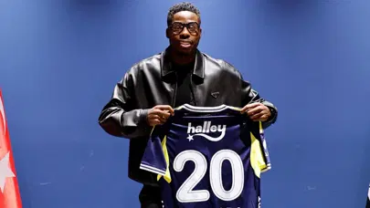 Fenerbahçe'nin yeni transferi Musaba, Samsunspor tarihine geçti