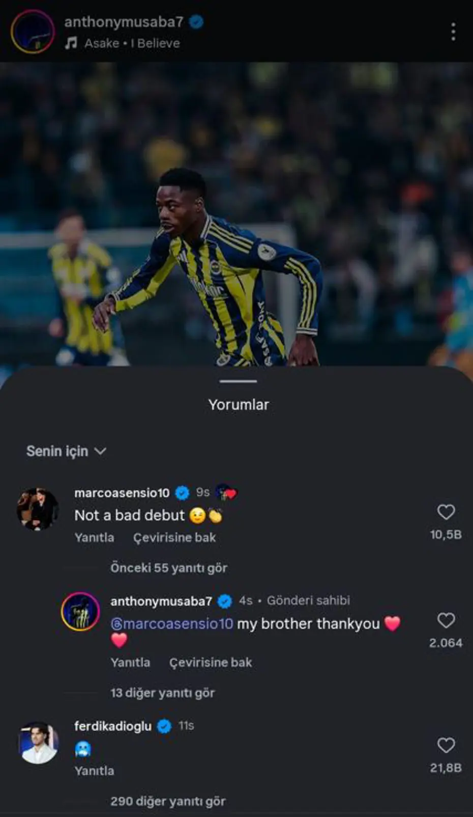 Musaba'nın maç sonu paylaşımı alev alev yaktı: Ferdi Kadıoğlu'nun tek emojili yorumuna bombardıman var - 5