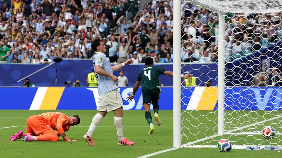 Muslera'dan buruk rekor! Uruguay, Suudi Arabistan'a diş geçiremedi - 2 Muslera'dan buruk rekor! Uruguay, Suudi Arabistan'a diş geçiremedi - 2