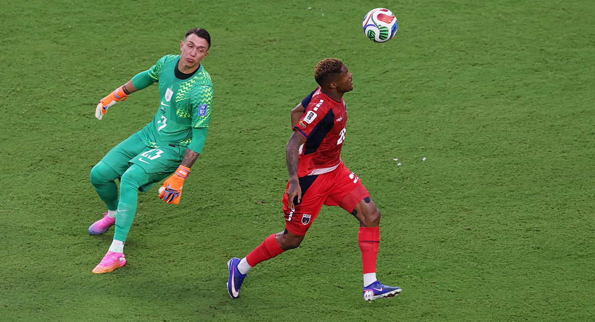 Ne yaptın Muslera! Dünyanın konuştuğu hata için flaş açıklama yaptı