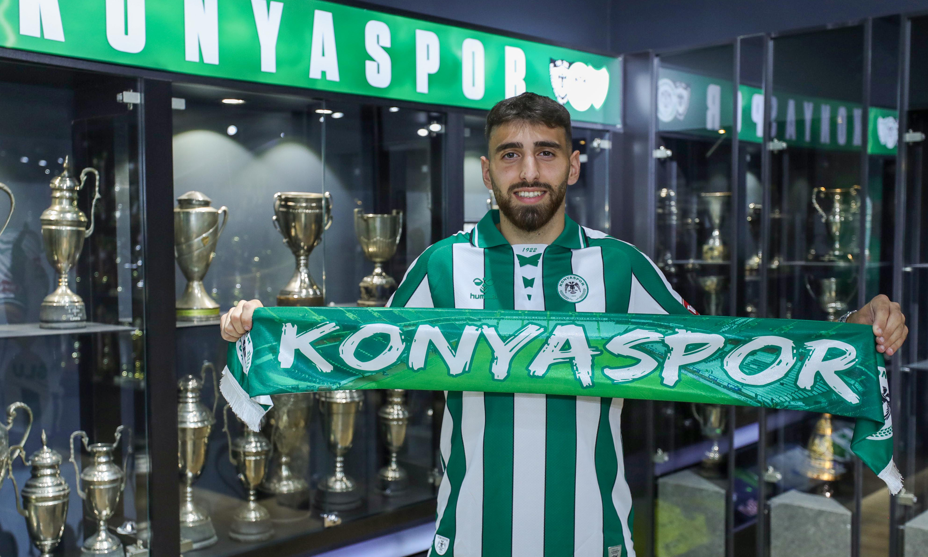 Konyaspor, Avusturya'dan Mücahit İbrahimoğlu'nu transfer etti
