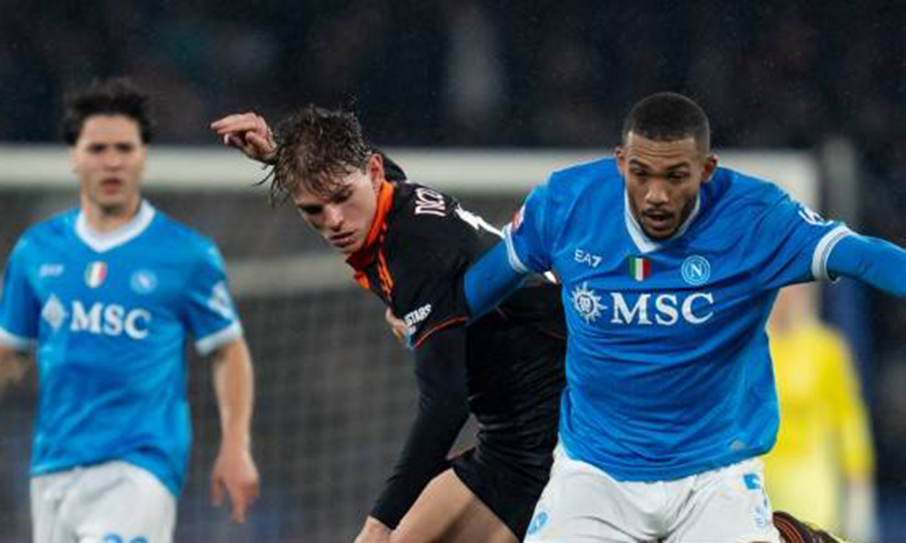 İtalya'da Como rüyası devam ediyor: Kupada Napoli'yi elediler