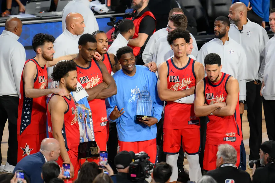 Alperen Şengün All-Star'da tarihe geçti: Şampiyon USA Stars, MVP Edwards - 7 Alperen Şengün All-Star'da tarihe geçti: Şampiyon USA Stars, MVP Edwards - 7