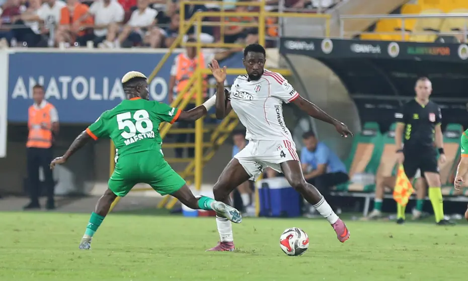 Beşiktaş'ta Rashica ve Svensson kararı: Göztepe maçının kadrosuna neden alınmadılar? - 3