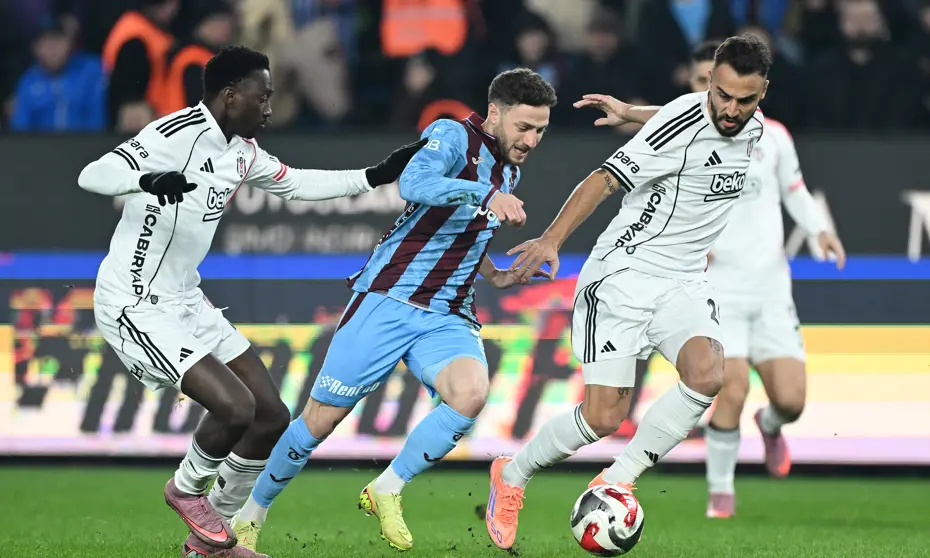 Beşiktaş'ta sürpriz ayrılık olasılığı: Yeni transfer hamlesiyle birlikte duyurdular