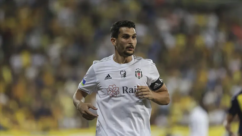 Kadro dışı bırakılan Necip Uysal kararını resmen duyurdu - 5