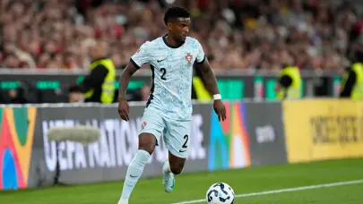 Fenerbahçe flaş transferi tamamladı: Oyuncu hemen yola çıktı