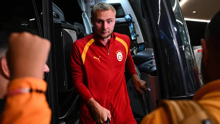 Teklifi gören Galatasaray, Lucas Torreira kararını bir çırpıda verdi | Transfer hattı - 6 Teklifi gören Galatasaray, Lucas Torreira kararını bir çırpıda verdi | Transfer hattı - 6
