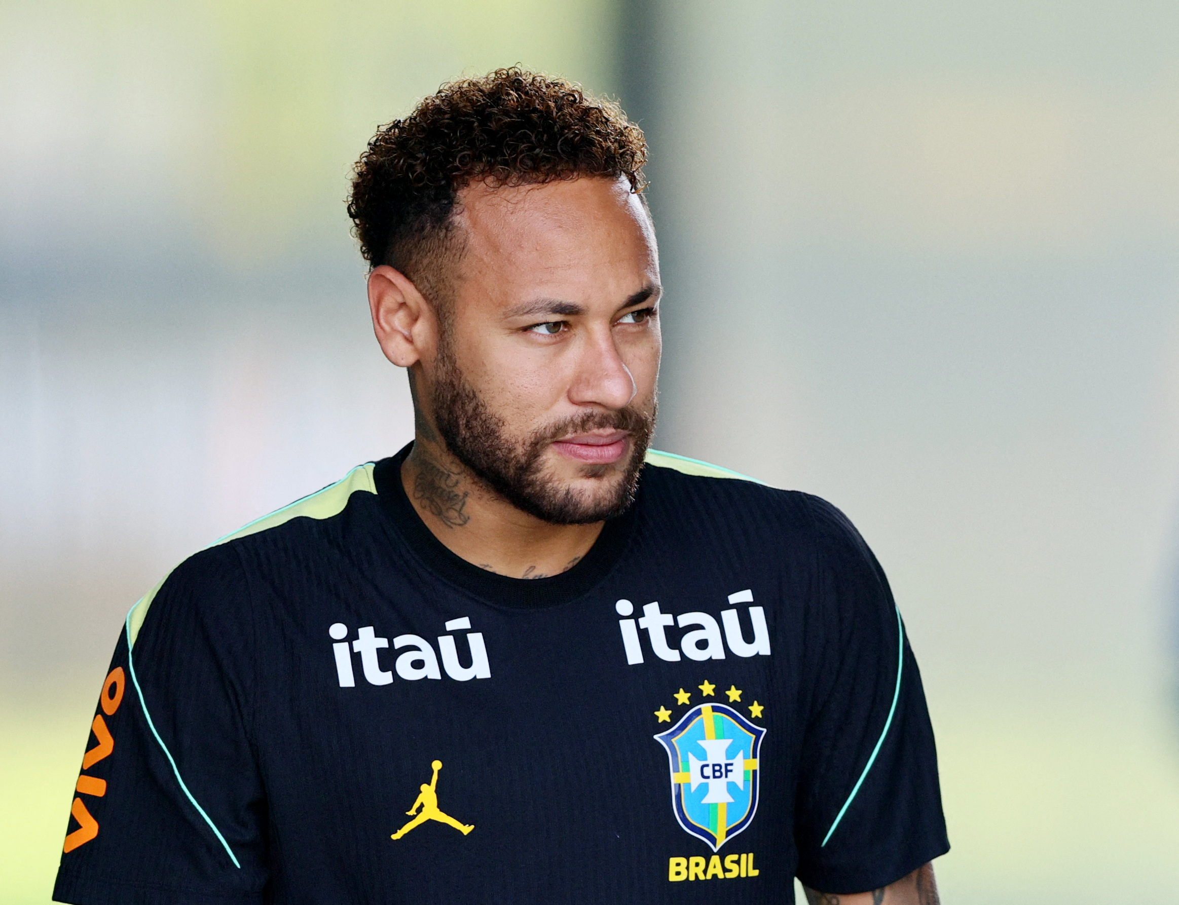 Brezilya kadrosuna alınan Neymar bir maç daha kaçıracak