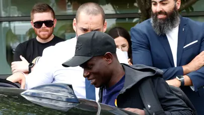 Fenerbahçe Kante'de kaleyi içinden fethediyor! Al-Ittihad iyice köşeye sıkıştı Fenerbahçe Kante'de kaleyi içinden fethediyor! Al-Ittihad iyice köşeye sıkıştı