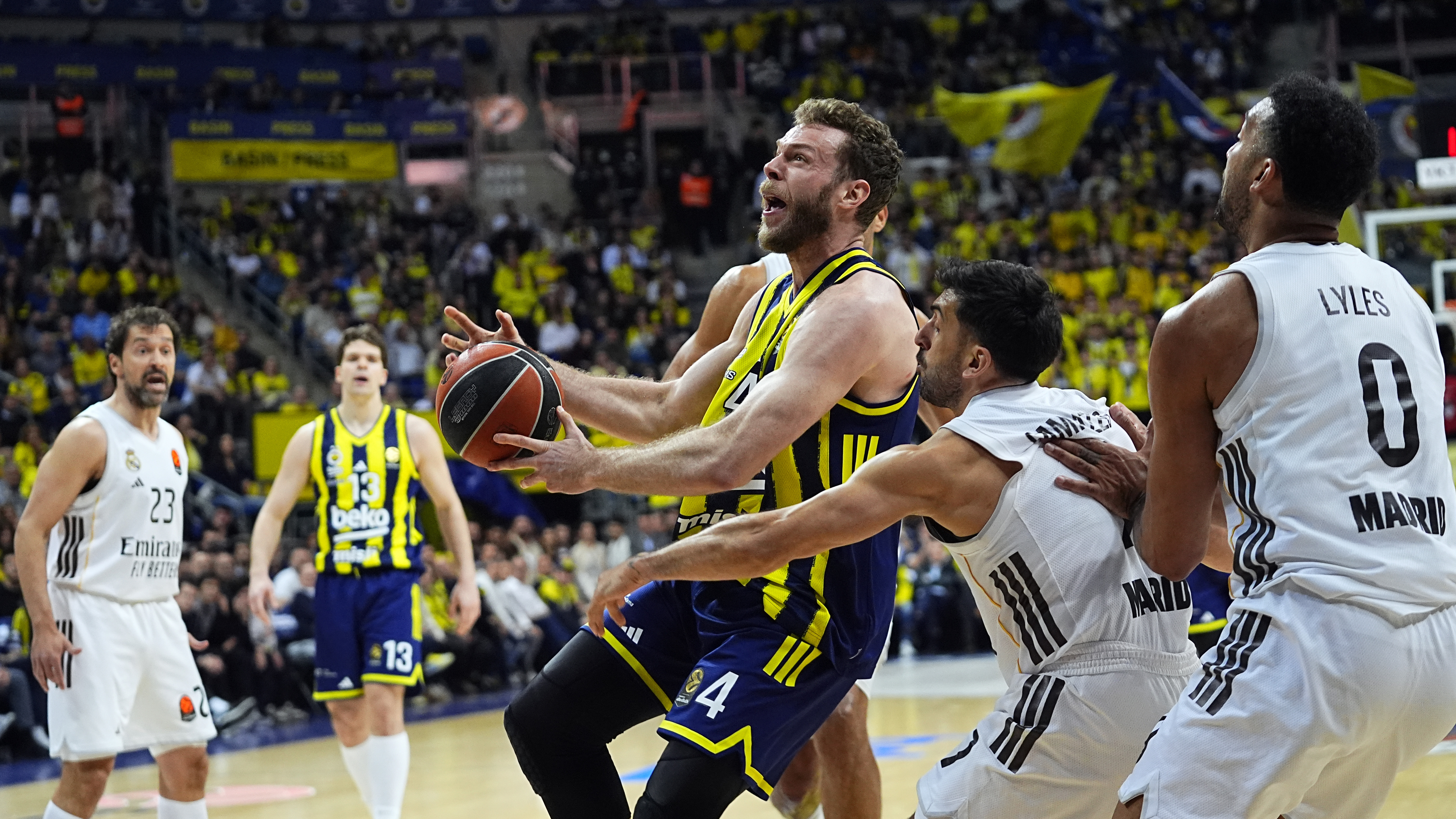 Fenerbahçe Beko'nun kabusu sürüyor: Üst üste 5. yenilgi