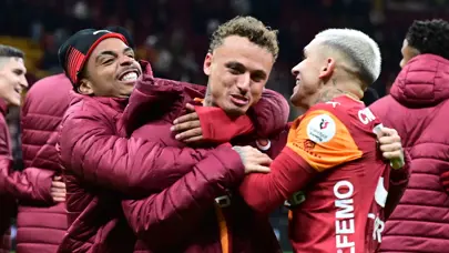 "Şampiyonluk yarışında Galatasaray'a +1 değer katar" | Spor yazarları Galatasaray için ne dedi?