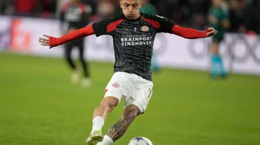 Napoli hücumcu transferini resmen duyurdu