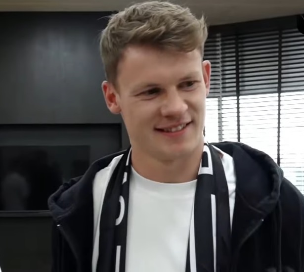 SON DAKİKA | Beşiktaş'ın yeni kalecisi Alexander Nübel, İstanbul'da