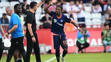 Başakşehir, Antalya'da farklı kazandı: 5 maçlık hasret sona erdi