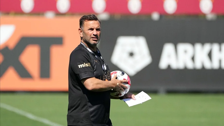 CANLI | Okan Buruk açıklamalarda bulunuyor - 1