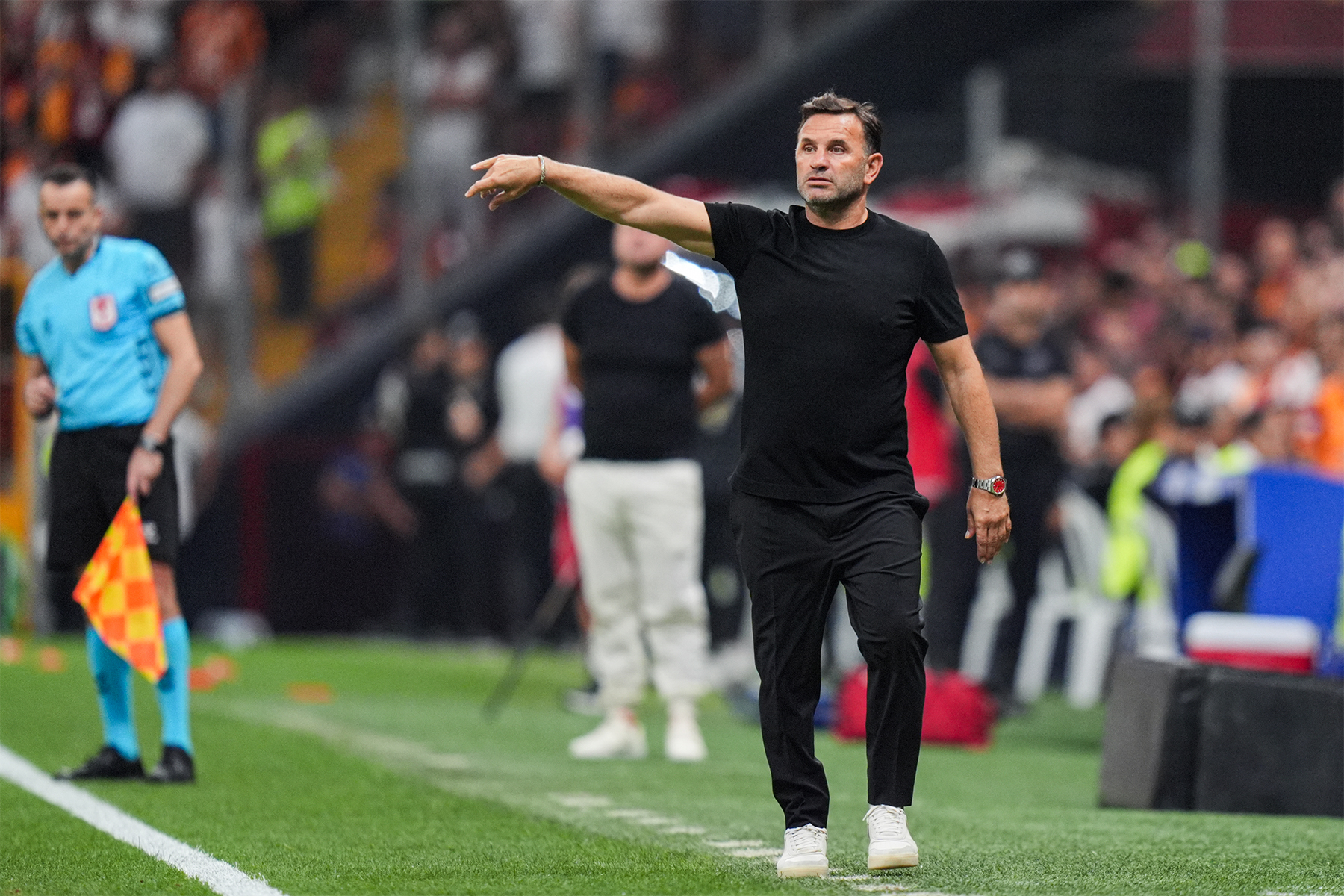 Galatasaray ve Inter anlaşmaya vardı: Okan Buruk'un nokta atışı transfer talebinde sona gelindi