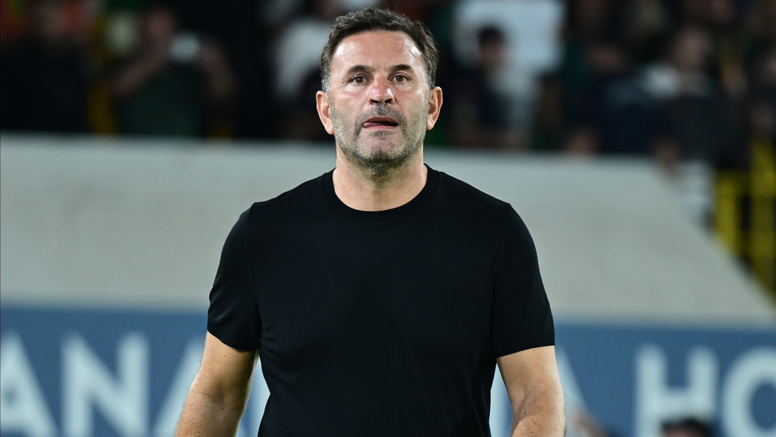 Torreira, Alanya Maçının Stresine Dayanamadı: Devre Arası Sahneden Çekildi!