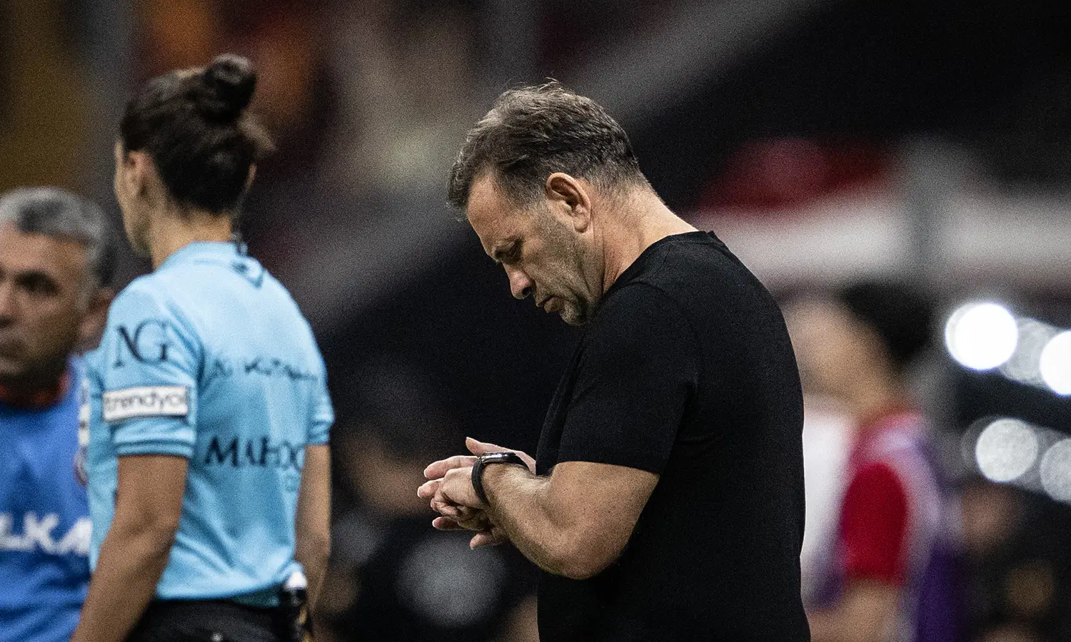 Okan Buruk heeft de basiself voor de wedstrijd tegen Erzurumspor FK bepaald