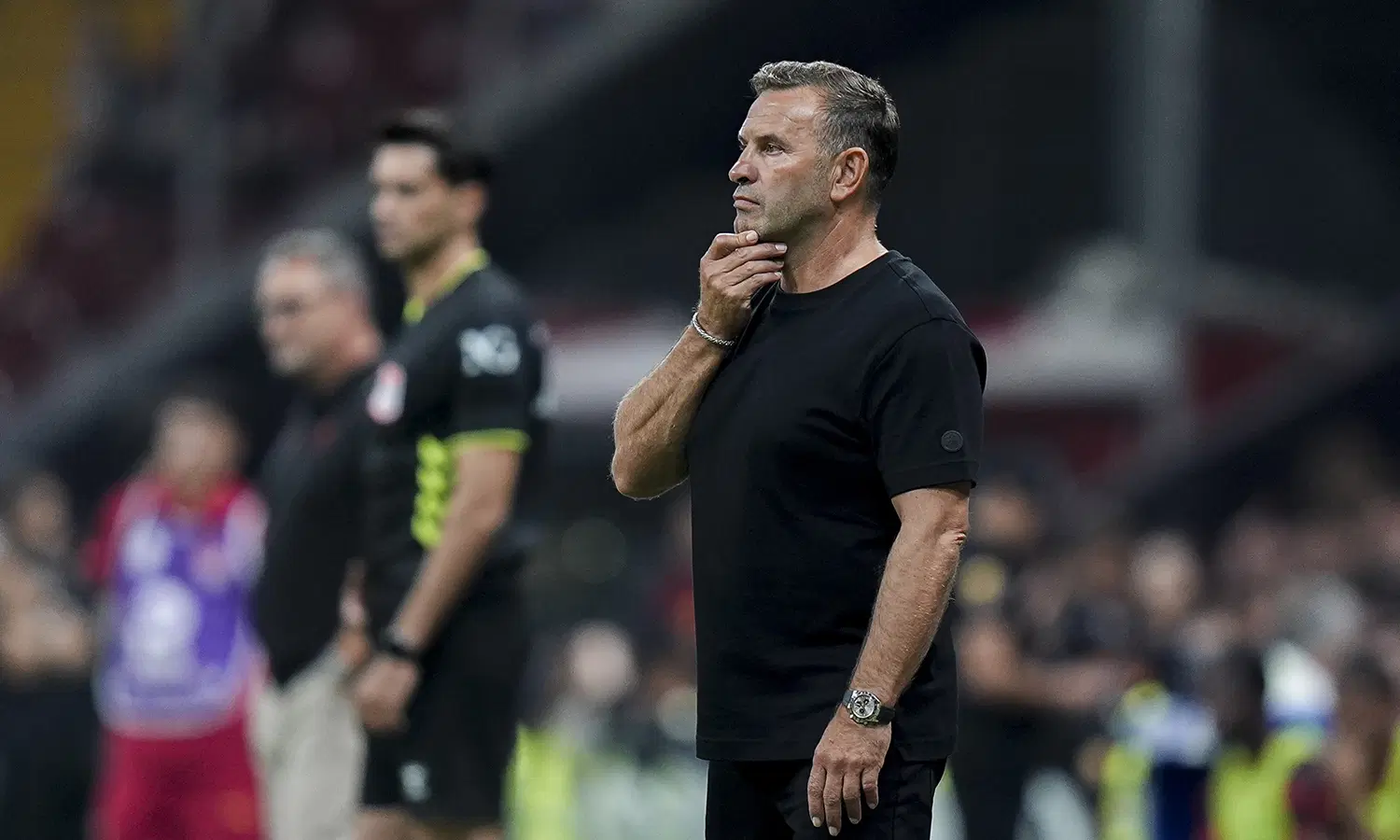 La promesse de transfert d'Okan Buruk : 'Nous allons combler nos lacunes'