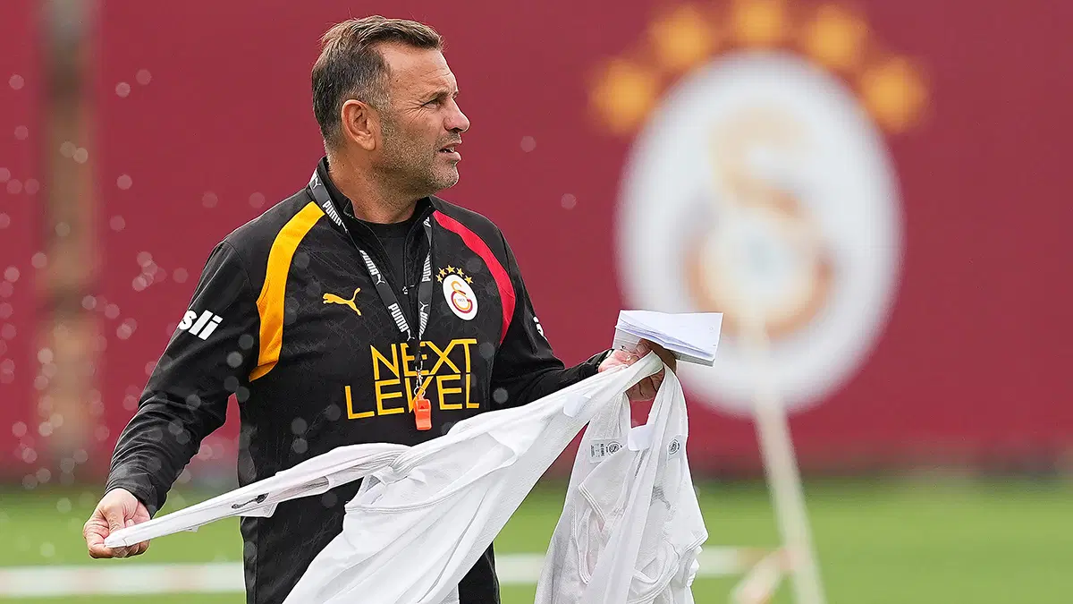 Okan Buruk istemeden de olsa bu kararı aldı! Vazgeçilmezini kulübeye gönderiyor