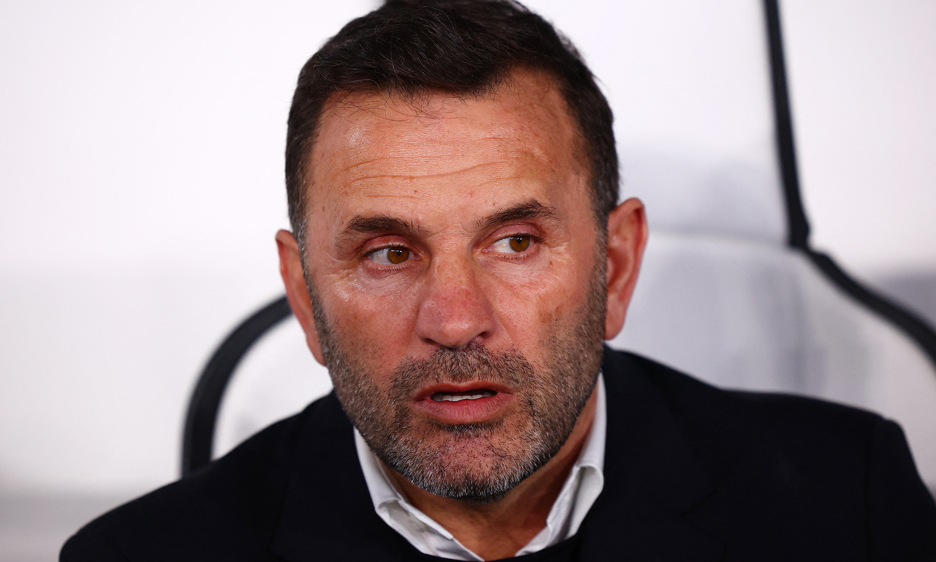 Okan Buruk turu geçtikleri için mutlu olduğunu söylerken oyundan memnun olmadığını dile getirdi. \